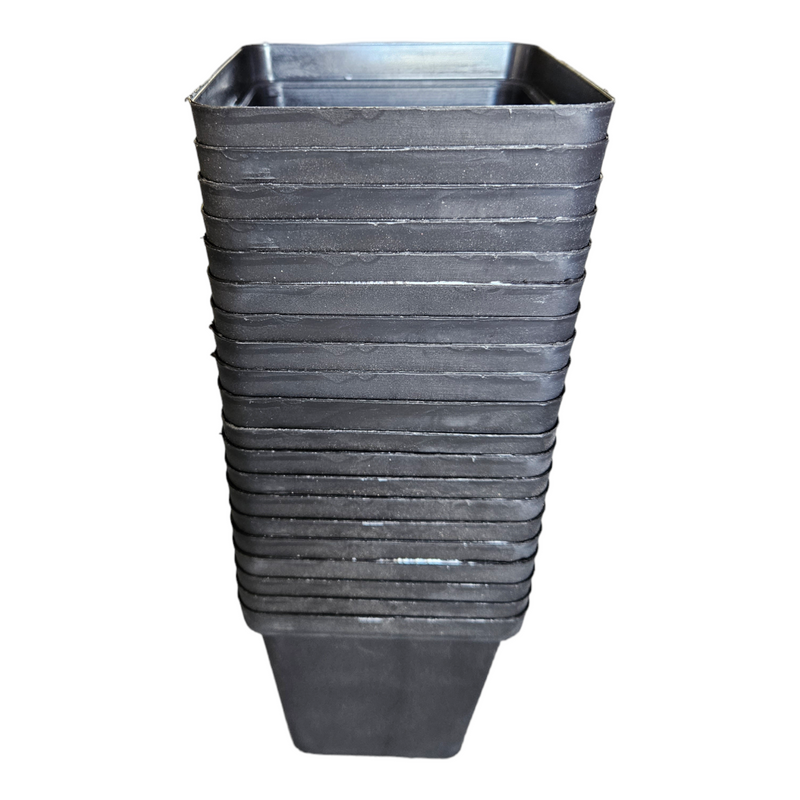 Durable square pot ideal for seedlings and small plants. Promotes healthy root growth with ample space and excellent drainage.