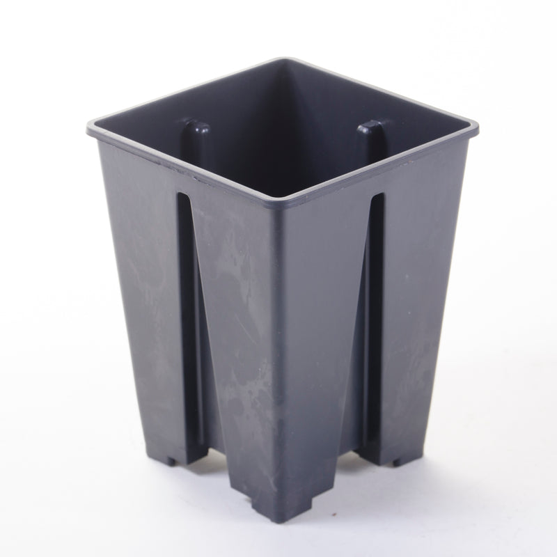 SQUARE POT WITH GROOVE
