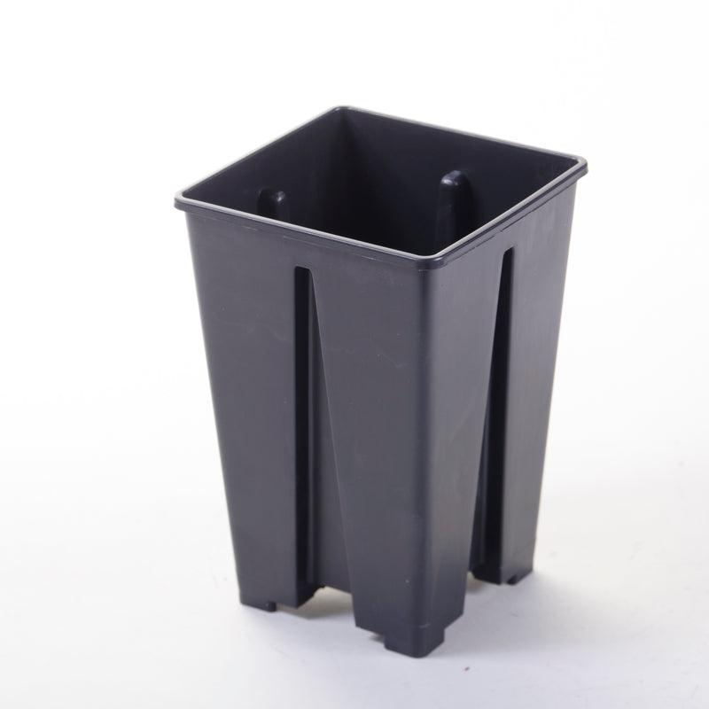 SQUARE POT WITH GROOVE